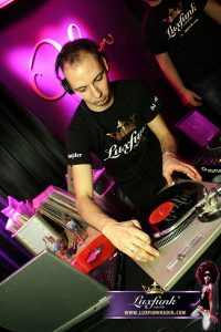 luxfunk radio funky party 20111203 7700