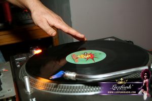 luxfunk radio funky party 20111231 8501