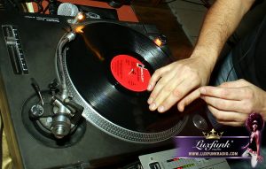 luxfunk radio funky party 20111231 8545