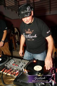 luxfunk radio funky party 20111231 8563